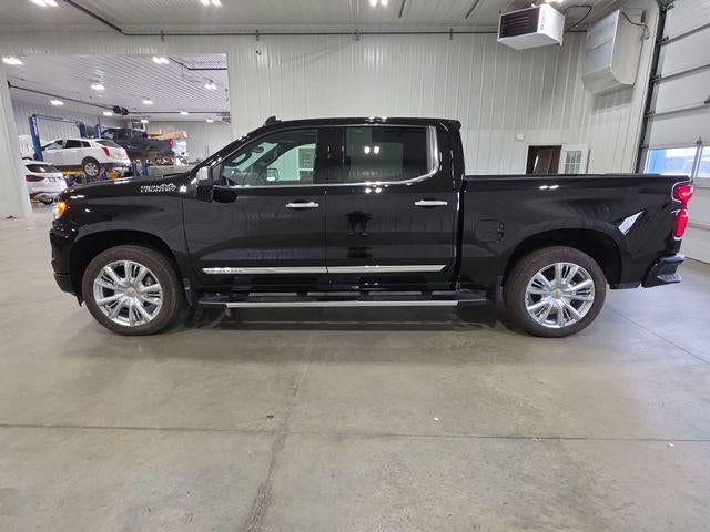 2023 Chevrolet Silverado 1500 Crew Cab Short Box 4-Wheel Drive High Country