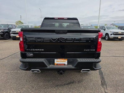 2026 Chevrolet Silverado 1500 Crew Cab Short Box 4-Wheel Drive Custom Trail Boss
