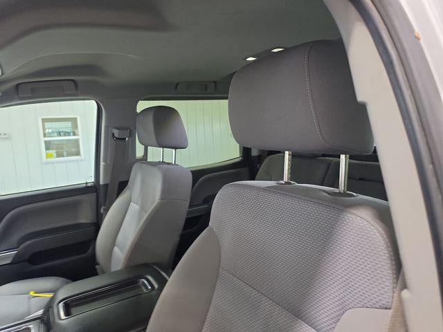 2014 Chevrolet Silverado 1500 Crew Cab Standard Box 4-Wheel Drive LT w/1LT