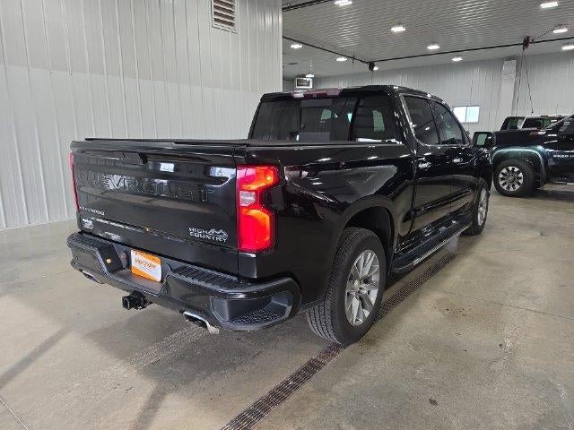 2019 Chevrolet Silverado 1500 Crew Cab Short Box 4-Wheel Drive High Country