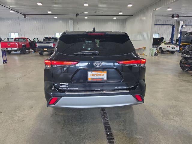 2020 Toyota Highlander Platinum AWD (Natl)