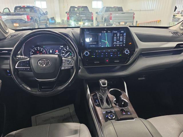 2020 Toyota Highlander Platinum AWD (Natl)