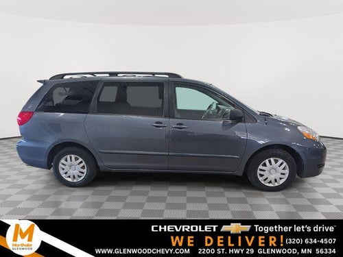 2007 Toyota Sienna 5dr 7-Passenger Van LE FWD (Natl)