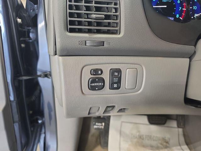 2007 Toyota Sienna 5dr 7-Passenger Van LE FWD (Natl)