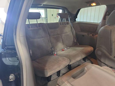 2007 Toyota Sienna 5dr 7-Passenger Van LE FWD (Natl)