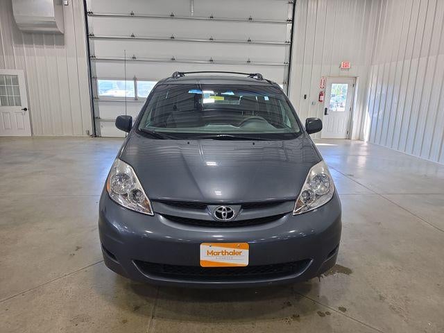 2007 Toyota Sienna 5dr 7-Passenger Van LE FWD (Natl)
