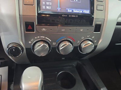 2015 Toyota Tundra 4WD Truck 4WD CrewMax Short Bed 5.7L FFV SR5 (SE)