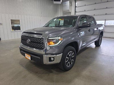 2015 Toyota Tundra 4WD Truck 4WD CrewMax Short Bed 5.7L FFV SR5 (SE)