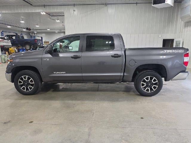 2015 Toyota Tundra 4WD Truck 4WD CrewMax Short Bed 5.7L FFV SR5 (SE)