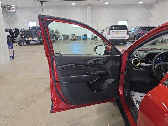 2024 Chevrolet Trax FWD 4dr LT