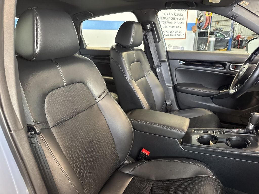 2022 Honda Civic Sport Touring w/ Nav