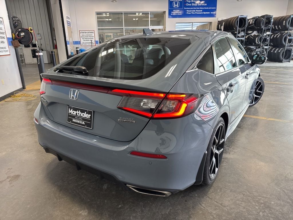 2022 Honda Civic Sport Touring w/ Nav