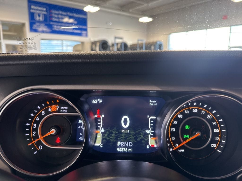 2021 Jeep Wrangler Unlimited Sahara Hard Top w/ Nav & Sound Group