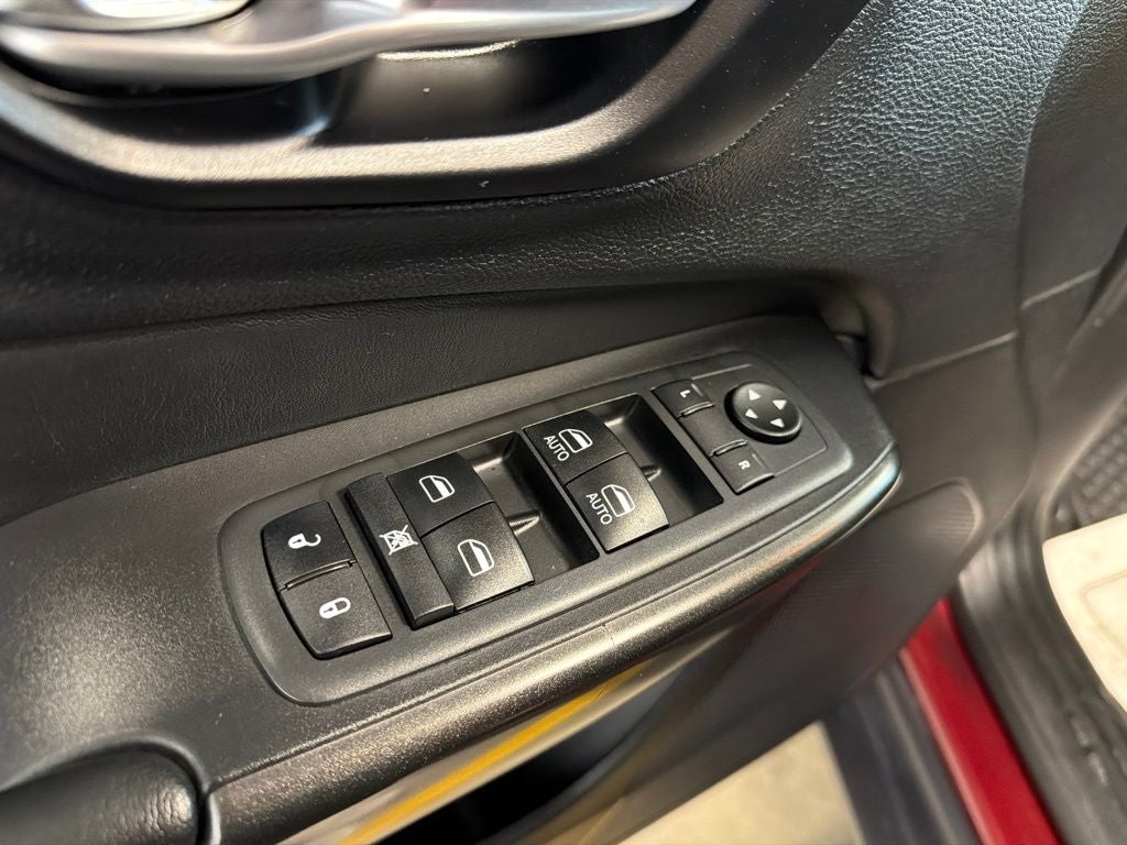 2021 Jeep Cherokee Trailhawk w/ Technology & Comfort Group