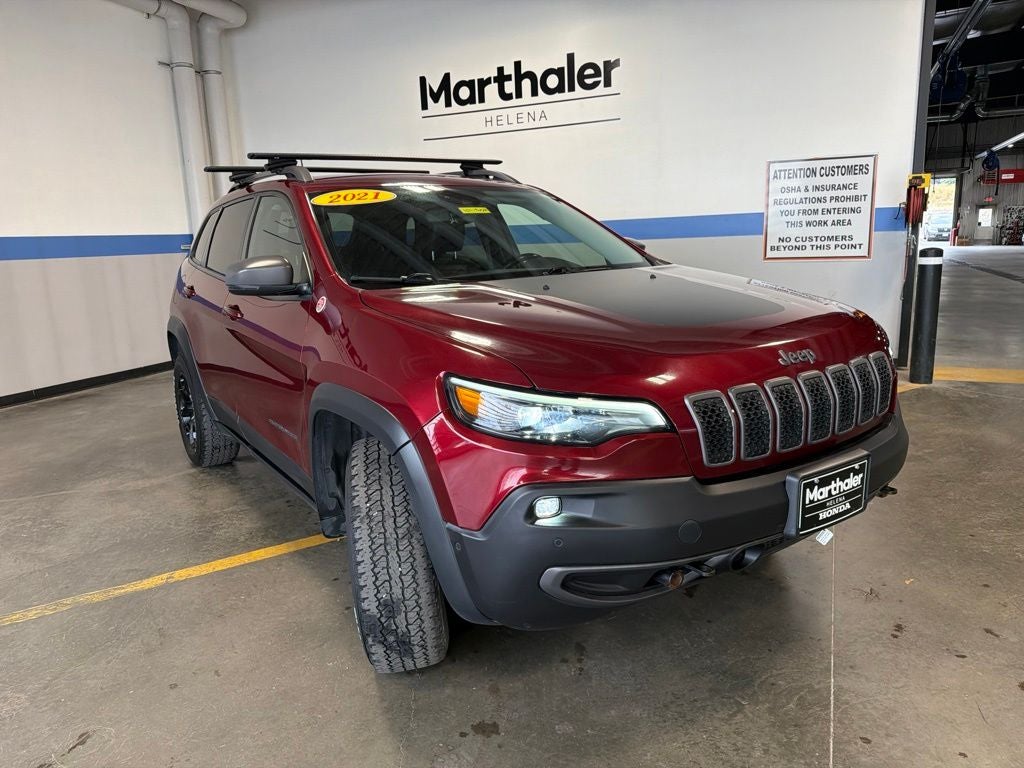 2021 Jeep Cherokee Trailhawk w/ Technology & Comfort Group