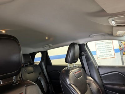 2021 Jeep Cherokee Trailhawk w/ Technology & Comfort Group