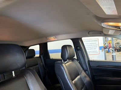 2013 Jeep Grand Cherokee Laredo 26X w/ Nav & Tow Group