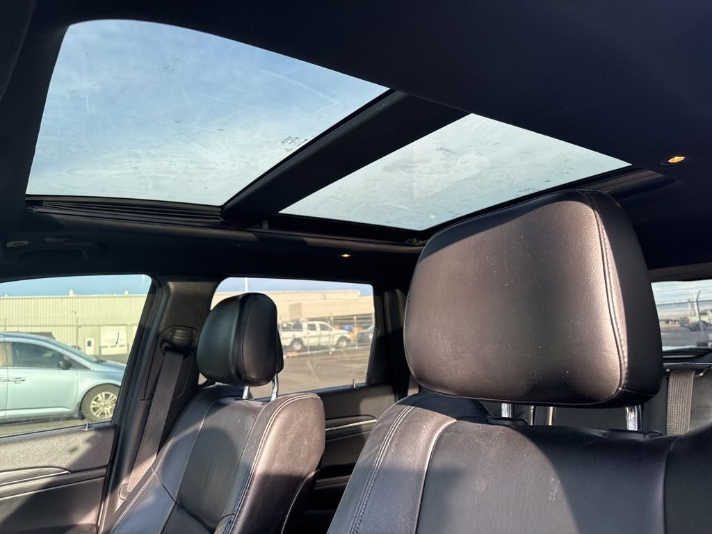 2019 Jeep Grand Cherokee Limited w/ Luxury Group II