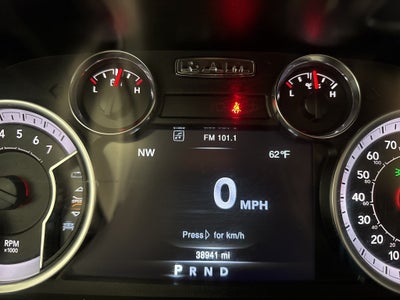 2023 RAM 1500 Classic SLT 29G w/ Trailer & Electronics Group