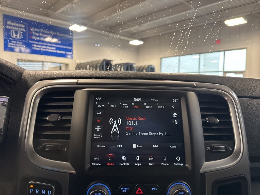 2023 RAM 1500 Classic SLT 29G w/ Trailer & Electronics Group