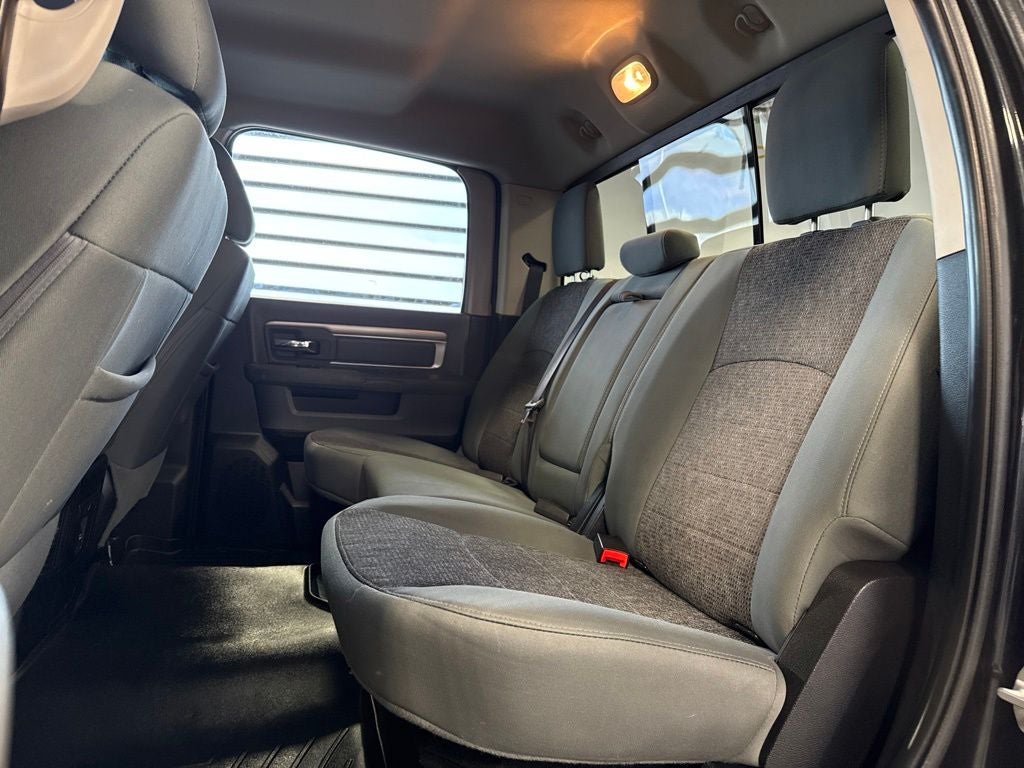 2016 RAM 1500 Big Horn 26S 5.7 HEMI
