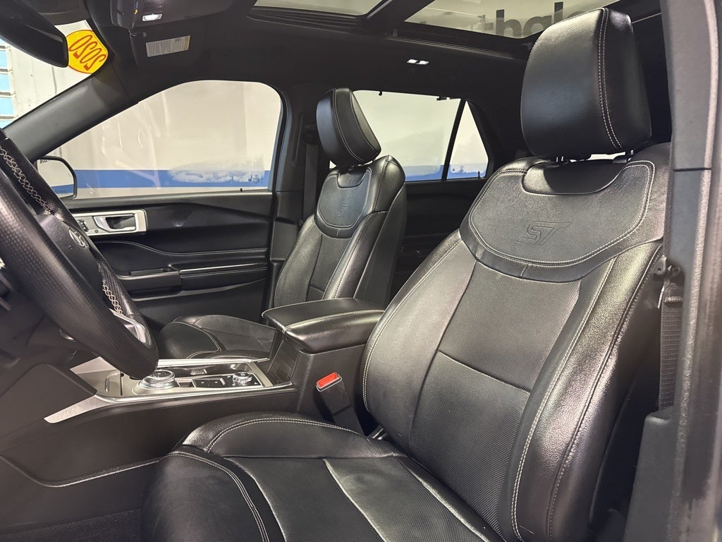 2020 Ford Explorer ST w/ Adaptive Cruise & Pano Roof