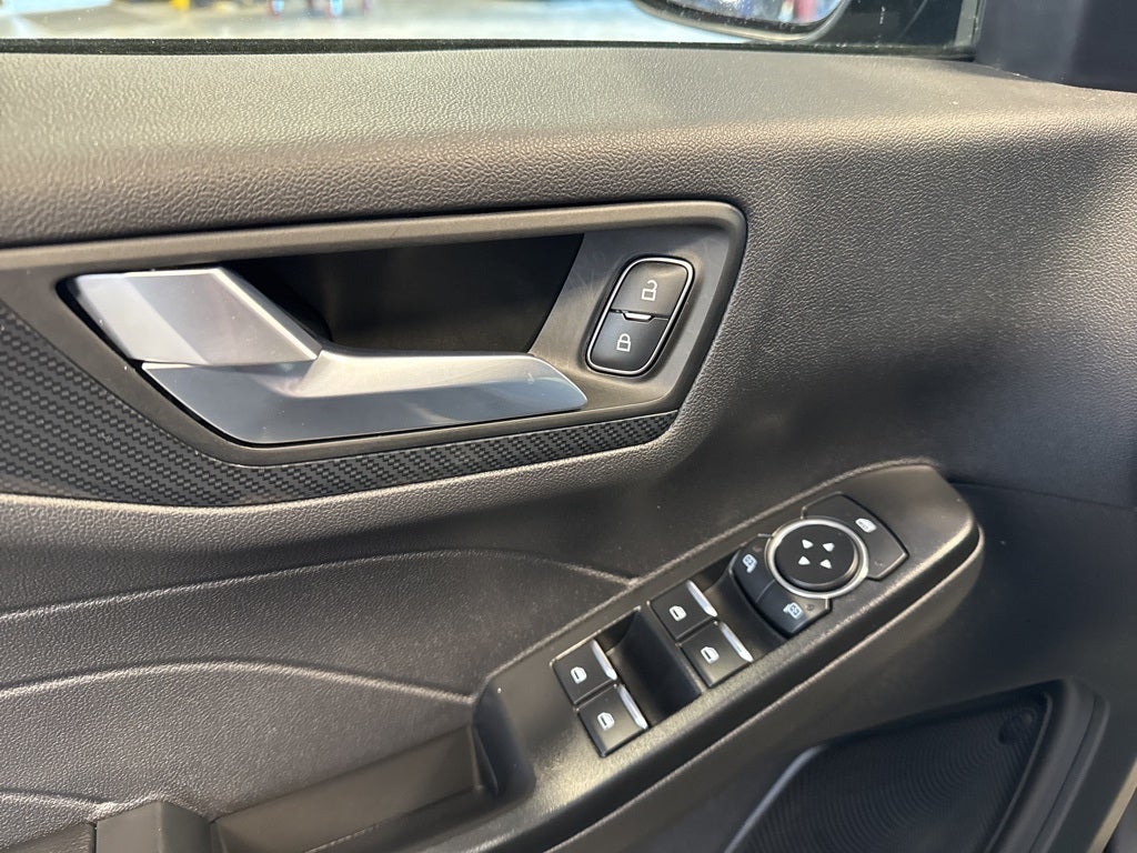 2025 Ford Escape ST-Line AWD