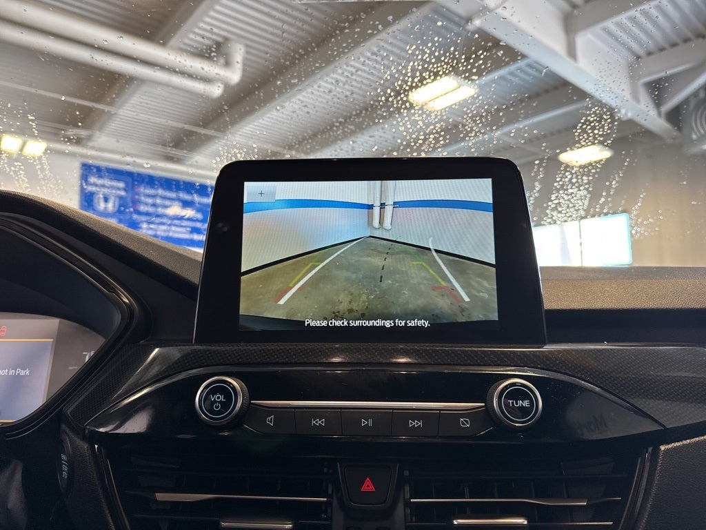 2025 Ford Escape ST-Line AWD w/ BLIS