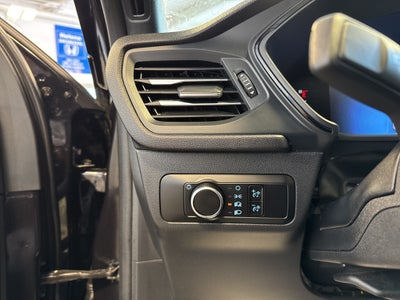 2025 Ford Escape ST-Line AWD w/ BLIS
