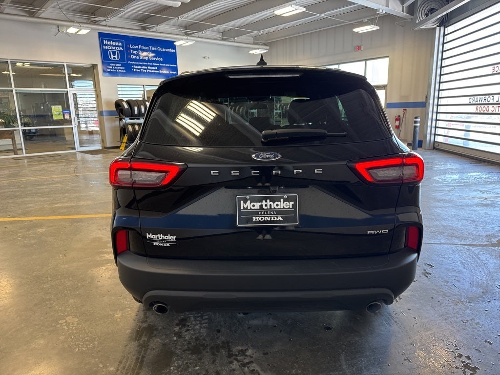 2025 Ford Escape ST-Line AWD w/ BLIS