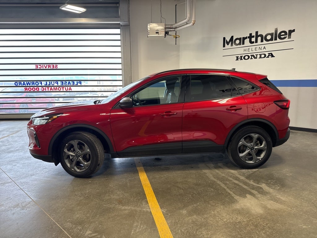 2025 Ford Escape ST-Line
