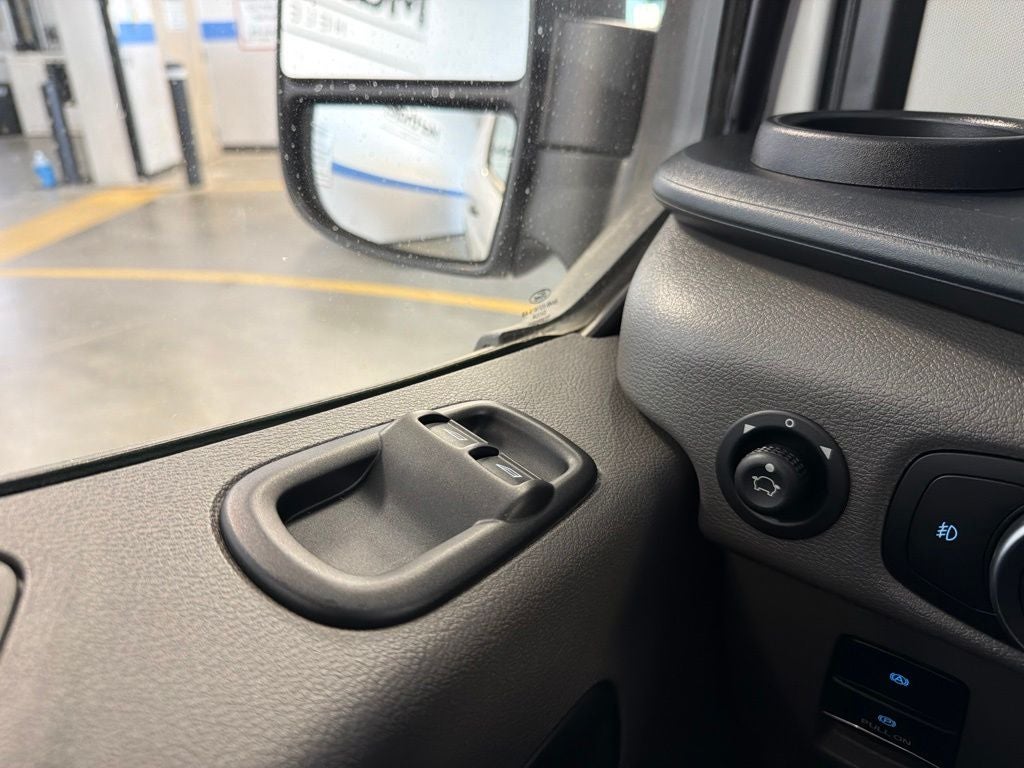 2025 Ford Transit-250 Base 130" WB w/ Exterior Upgrade Pkg 3