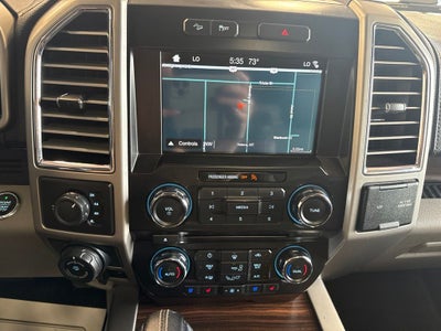 2016 Ford F-150 Lariat 157" WB 5.0 V8