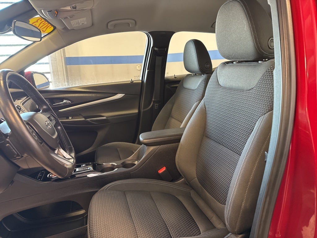 2023 Chevrolet Bolt EUV LT 2LT w/ Comfort & Driver Confidence Pkg