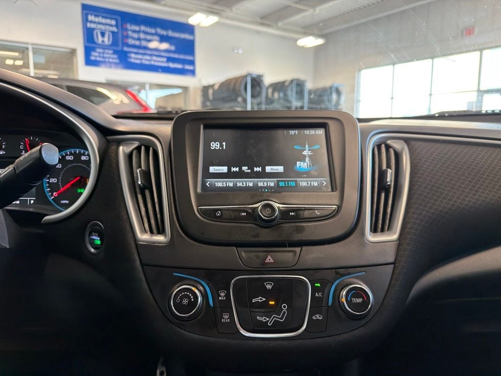 2017 Chevrolet Malibu LS 1LS