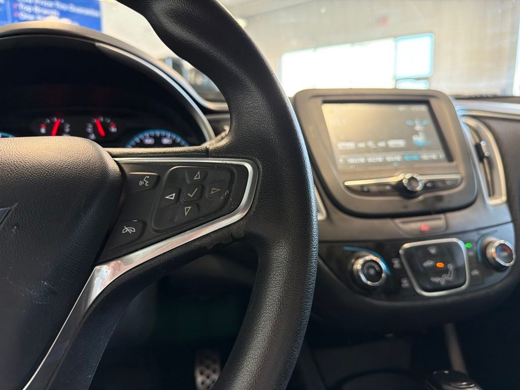 2017 Chevrolet Malibu LS 1LS