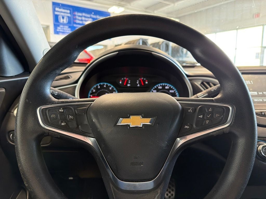 2017 Chevrolet Malibu LS 1LS