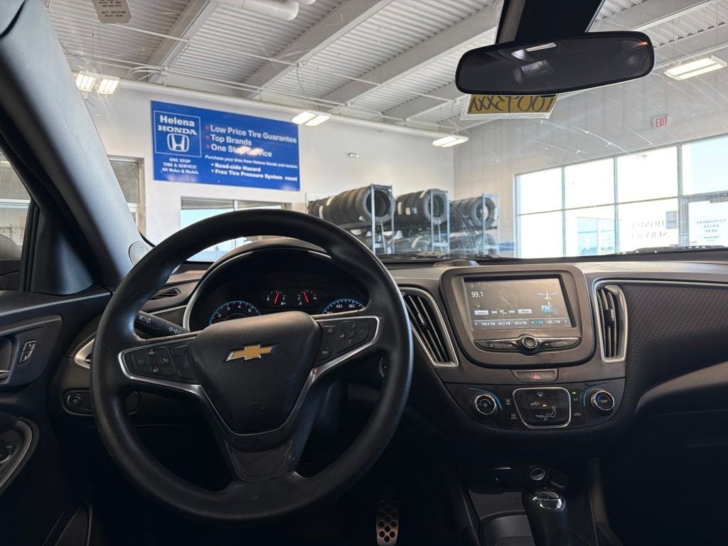 2017 Chevrolet Malibu LS 1LS
