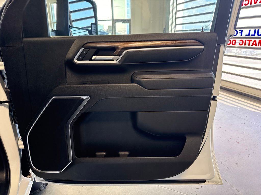 2025 Chevrolet Silverado 2500HD LT w/ Duramax Convenience Pkg