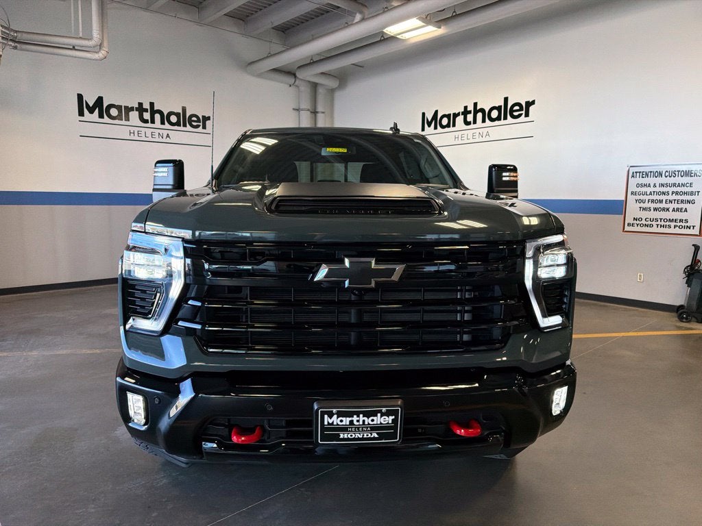2026 Chevrolet Silverado 3500HD LT 6.6 Gas Trailboss
