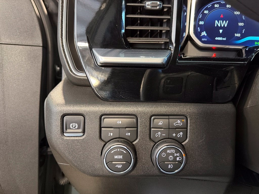 2026 Chevrolet Silverado 3500HD LT 6.6 Gas Trailboss
