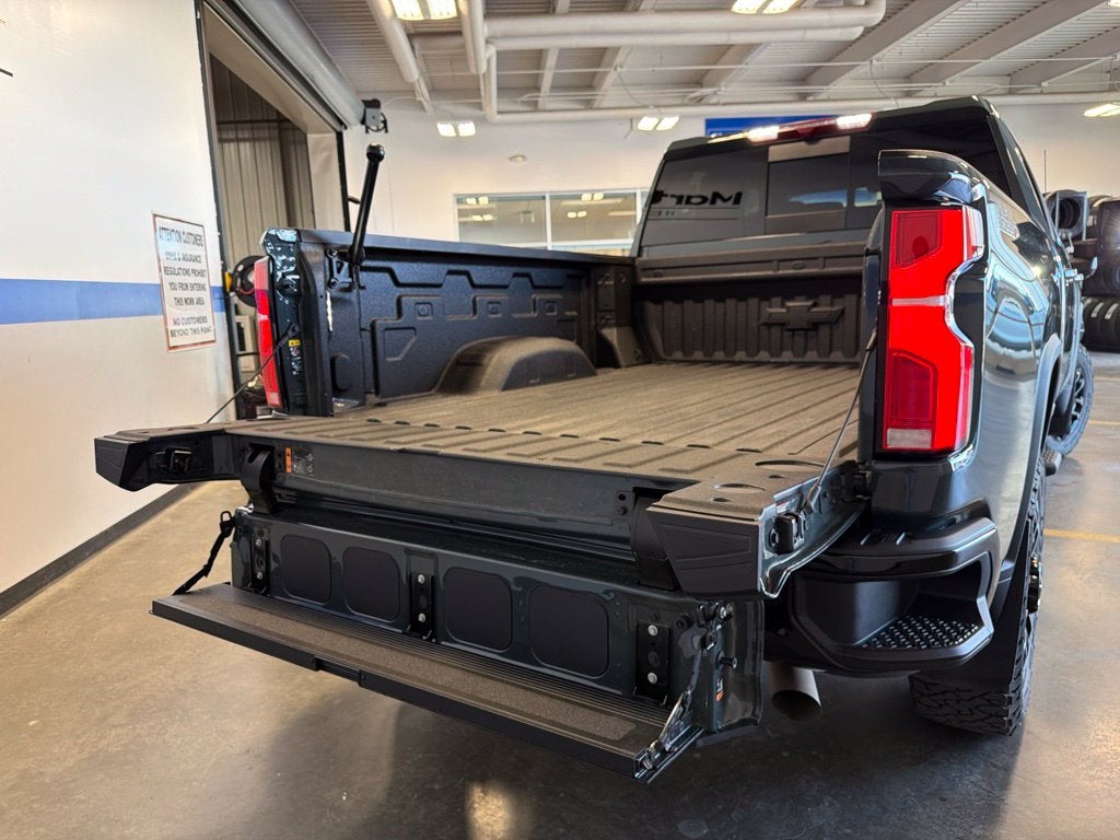 2026 Chevrolet Silverado 3500HD LT 6.6 Gas Trailboss
