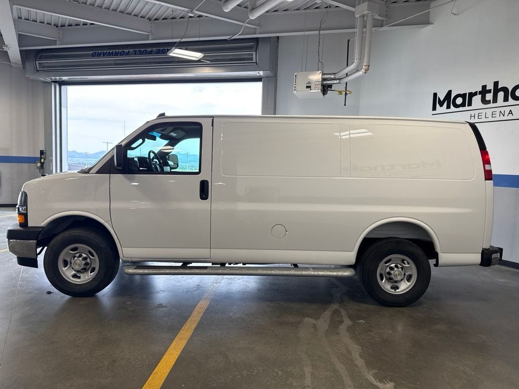 2025 Chevrolet Express 2500 Work Van Cargo