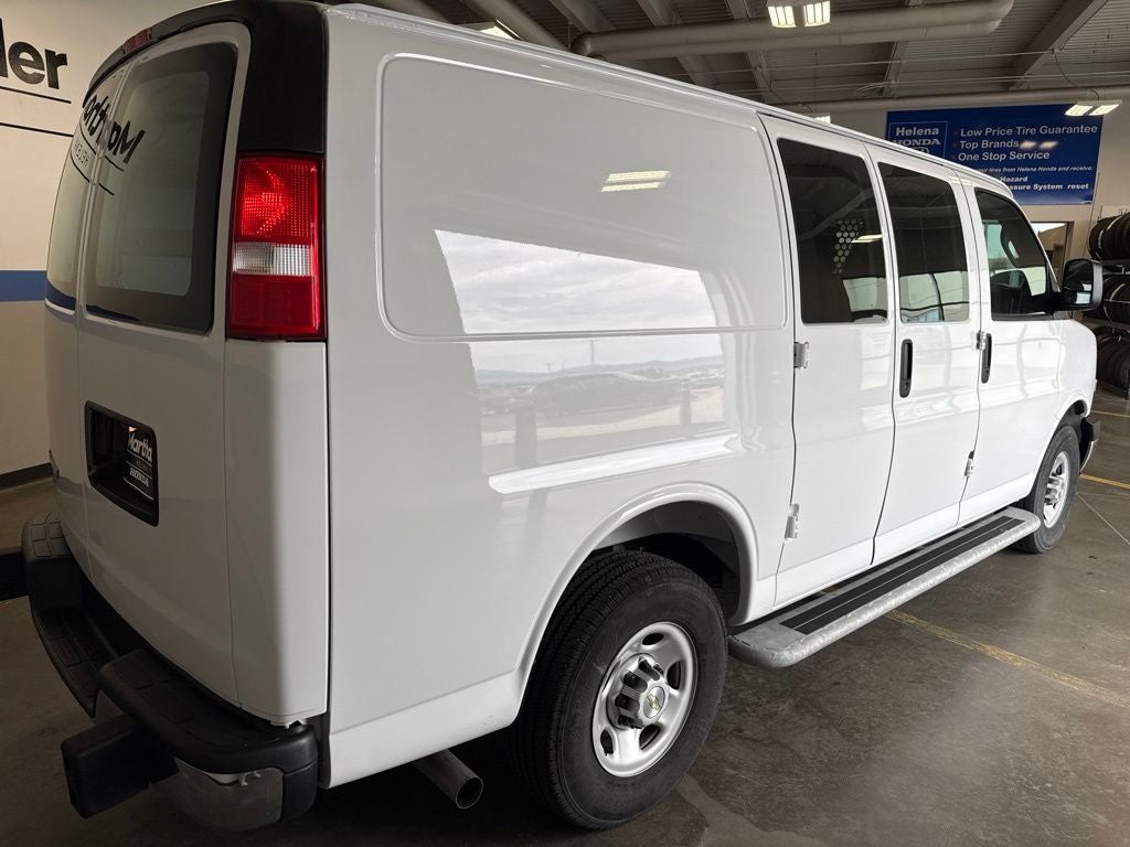2025 Chevrolet Express 2500 Work Van Cargo