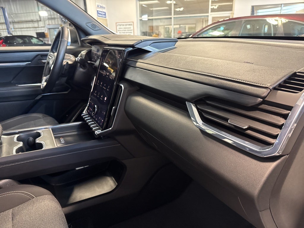 2025 GMC Acadia Elevation 1SD w/ Adaptive Cruise