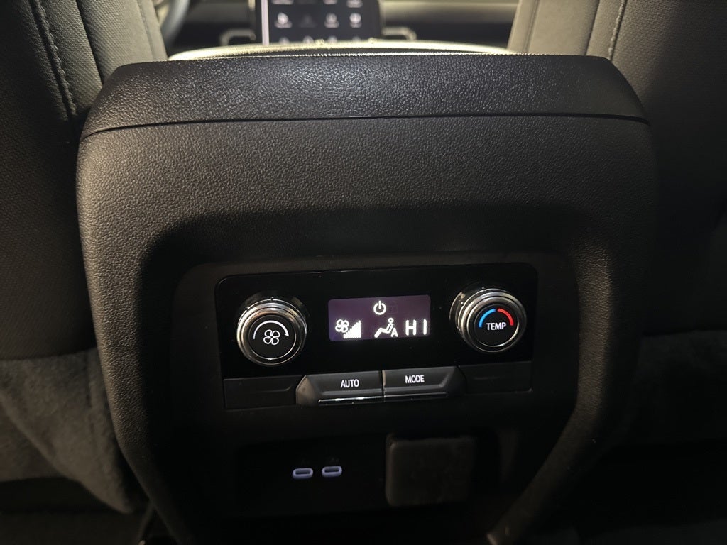 2025 GMC Acadia Elevation w/ Assisted Driving, Driver Convenience * Traileri