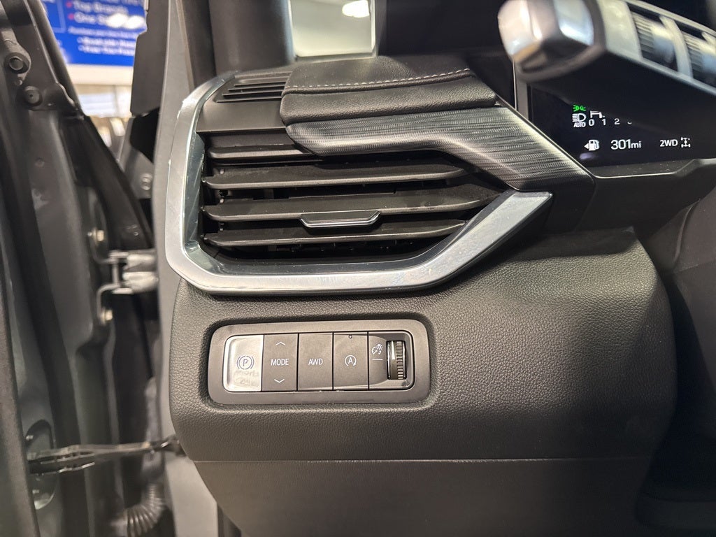 2025 GMC Acadia Elevation w/ Assisted Driving & Trailering Pkg