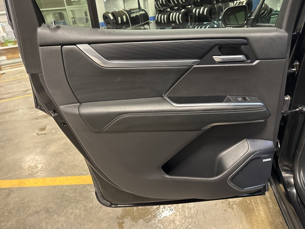 2025 GMC Acadia Elevation w/ Assisted Driving Pkg & Trailer/Tow Pkg