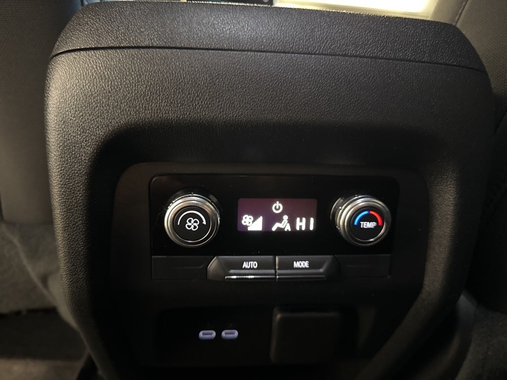 2025 GMC Acadia Elevation w/ Assisted Driving & Trailering Pkg