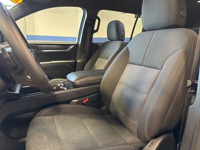 2025 GMC Acadia Elevation 4SD w/ Adaptive Cruise